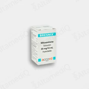 Caja de medicamento oncológico de alta especialidad Bresnix Mitoxantrona 20 mg / 10 mL solución inyectable con un frasco ámpula Accord. Farmacia de Alta Especialidad AltamediQ.