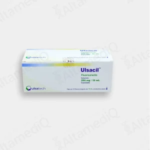 Caja de medicamento oncológico de alta especialidad Ulsacil Fluorouracilo 250 mg / 10 mL solución inyectable con 10 frascos ámpula Ulsatech. Farmacia de Alta Especialidad AltamediQ.